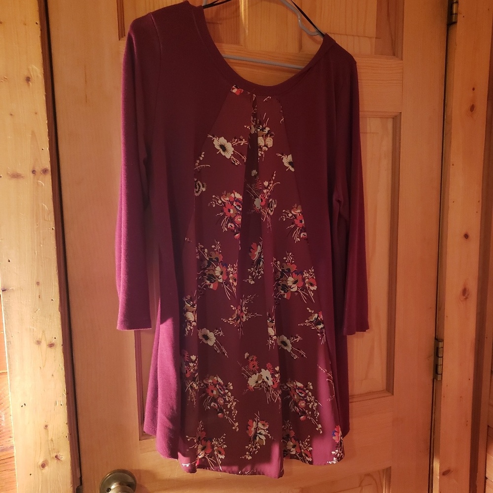 Shirt - Picture 2 of 4